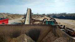 繼續(xù)周轉資金,急售整套水洗采砂機,設備新,有意者可電話聯(lián)-赤峰元寶山區(qū)設備